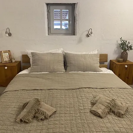 Private In Olive Grove With Heated Pool