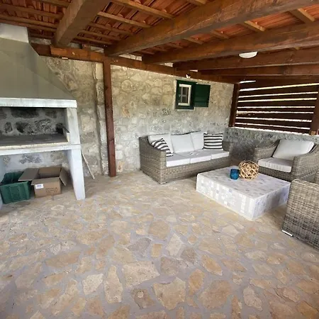 Private In Olive Grove With Heated Pool Villa Vinisce