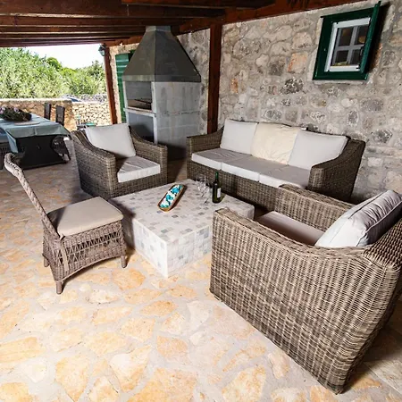 Вілла Private In Olive Grove With Heated Pool *