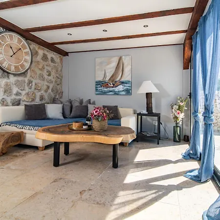 Private In Olive Grove With Heated Pool * Vinišće