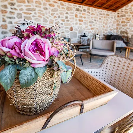 빌라 Private In Olive Grove With Heated Pool
