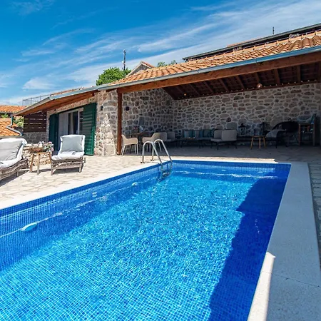 Вілла Private In Olive Grove With Heated Pool *